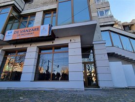 Vânzare spaţiu comercial