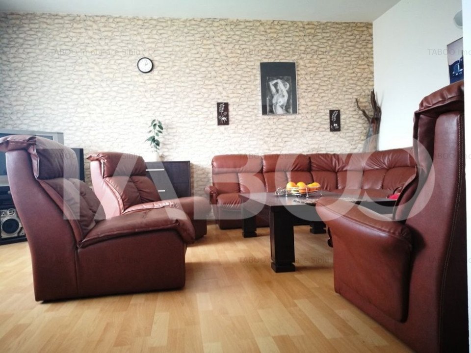 Apartament 2 camere decomandate 67 mp de vanzare Ciresica Sibiu - imaginea 0 + 1