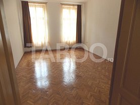 Apartament de închiriat 2 camere, în Sibiu, zona Central