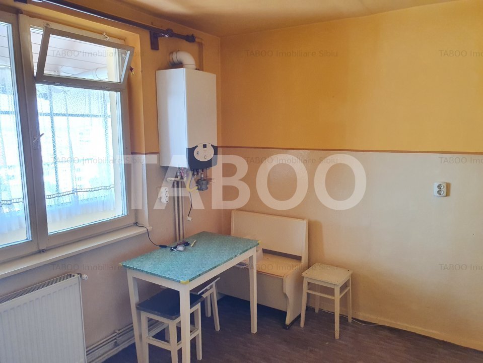 Apartament de vanzare cu 2 camere in Sibiu zona Mihai Viteazu - imaginea 8