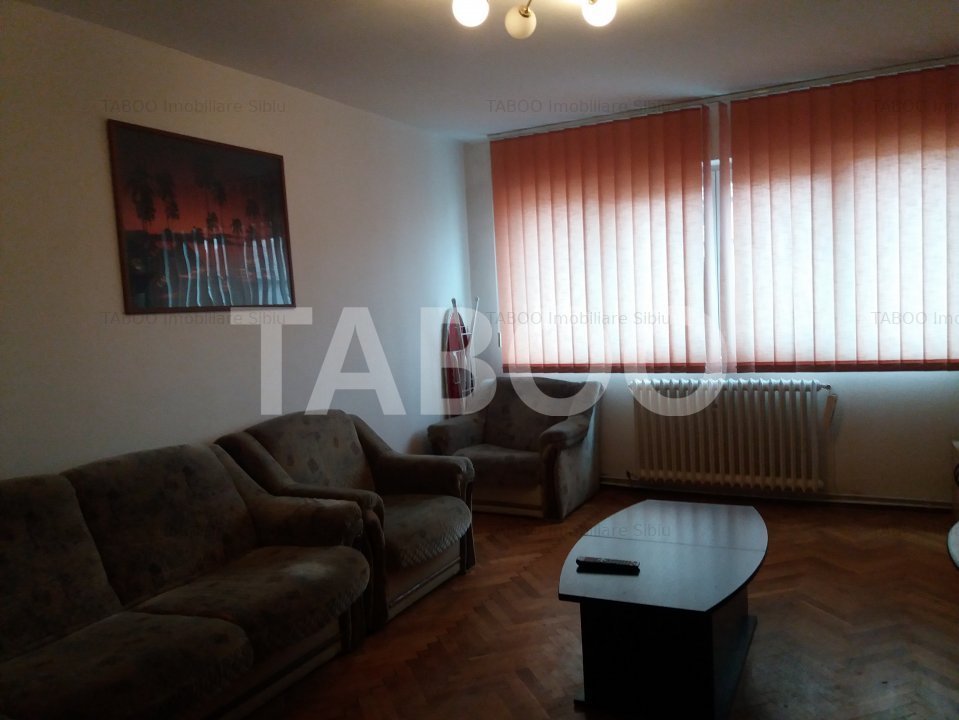 Apartament de inchiriat 3 camere etaj 3  Mihai Viteazu Sibiu - imaginea 4