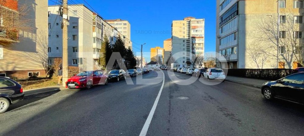 Apartament cu 3 camere si balcon cu priveliste spre munti zona Rahovei - imaginea 0 + 1