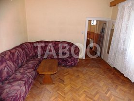 Casa 3 camere în Sibiu, Piata Cluj