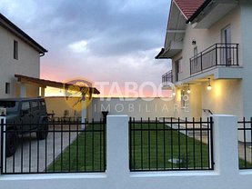 Casa de închiriat 4 camere, în Sura Mica