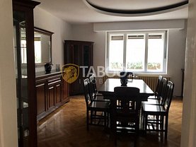 Casa de închiriat 4 camere, în Sibiu, zona Central