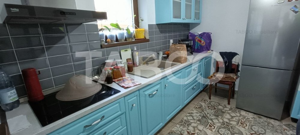 Casa 10 camere de inchiriat 5 bai teren 490 mp in Sibiu Calea Poplacii - imaginea 0 + 1