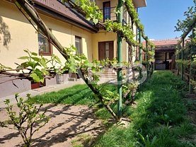 Casa de vânzare 9 camere, în Sibiu, zona Calea Poplăcii