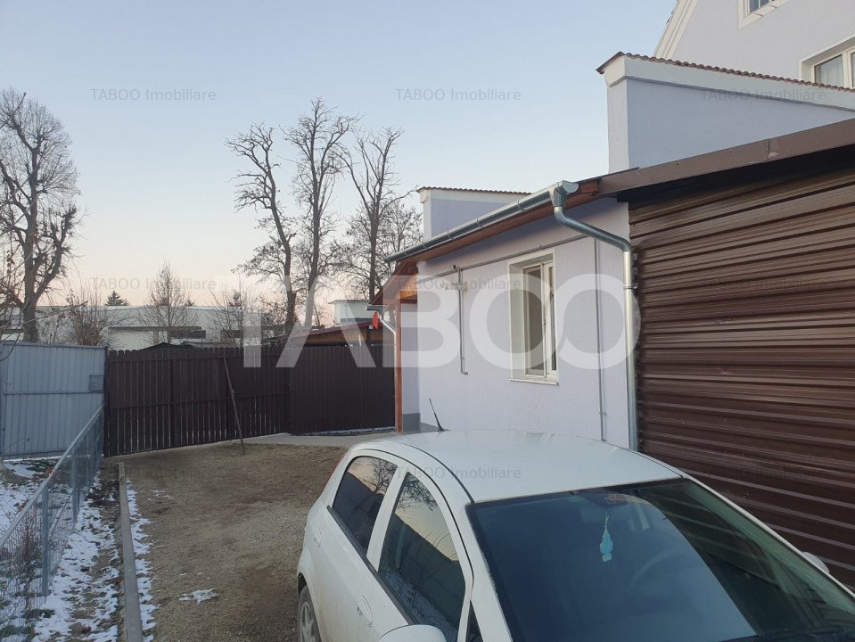Casa 2 camere 70 mp utili + 38 mp garaj renovata complet in 2024