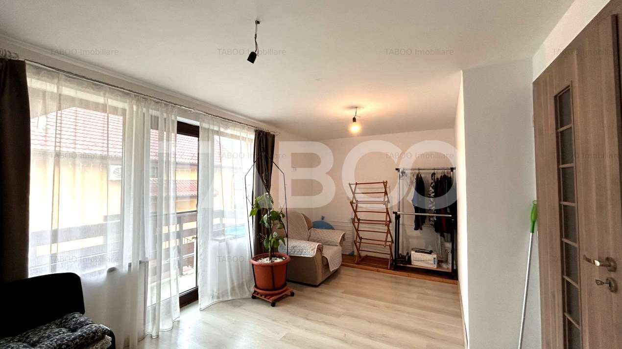 Casa de vanzare cu 3 camere 2 bai 2 balcoane loc de parcare Sibiu
