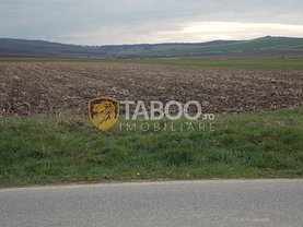 Teren agricol de vânzare, în Şura Mică