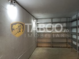 Vânzare spaţiu comercial