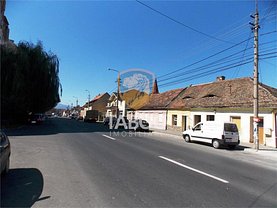 Vânzare spaţiu comercial