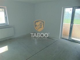 Vânzare spaţiu comercial