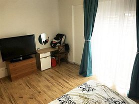 Apartament de vânzare 3 camere, în Cluj-Napoca, zona Manastur