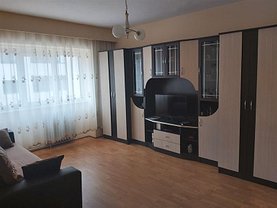 Apartament de vânzare 3 camere, în Cluj-Napoca, zona Mărăşti
