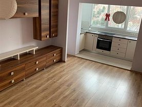 Apartament de vânzare 3 camere, în Cluj-Napoca, zona Mărăşti