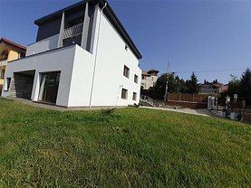 Apartament de vânzare 5 camere, în Cluj-Napoca, zona Central