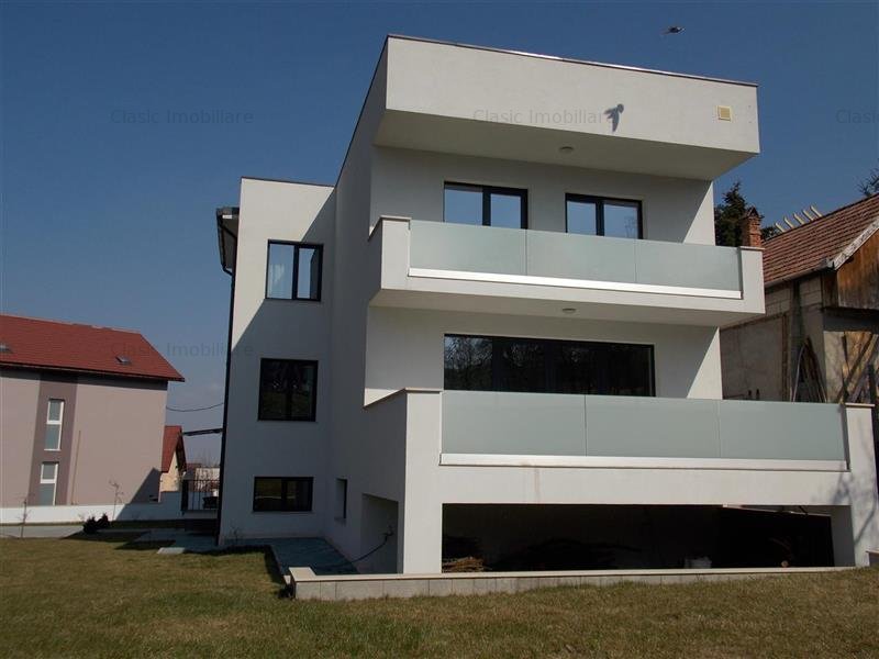 Parte duplex de inchiriat, zona A.Muresanu, Cluj-Napoca - imaginea 1