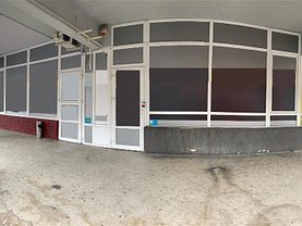 Închiriere spaţiu comercial