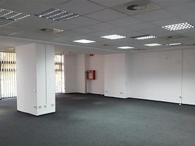 Închiriere spaţiu comercial