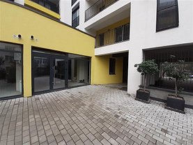 Vânzare spaţiu comercial în Cluj-Napoca, Central
