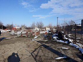 Vânzare spaţiu industrial