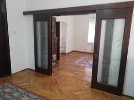 Apartament de vânzare 5 camere, în Bucuresti, zona P-ta Victoriei