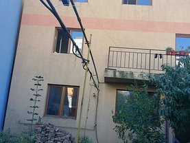 Casa de vânzare 10 camere, în Bucuresti, zona Colentina