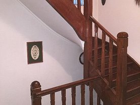 Casa de vânzare 5 camere, în Bucureşti, zona Cotroceni