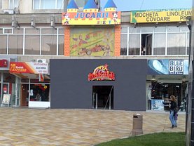 Vânzare spaţiu comercial