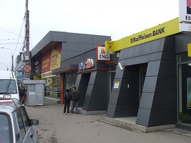 Închiriere spaţiu comercial