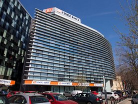 Închiriere spaţiu comercial