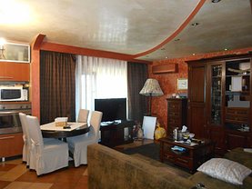 Apartament de vânzare 4 camere în Iasi, Semicentral