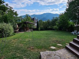 Casa 5 camere în Piatra-Neamt, Exterior Vest