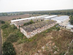 Vânzare spaţiu industrial