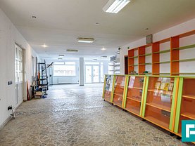Închiriere spaţiu comercial