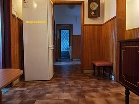 Apartament de vânzare 3 camere în Tulcea, Ultracentral