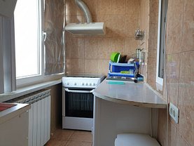 Apartament de vânzare 3 camere, în Tulcea, zona E3