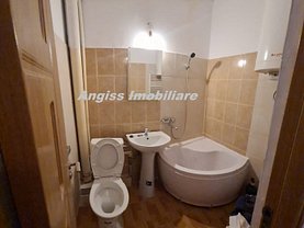 Apartament de vânzare 2 camere în Tulcea, 23 August