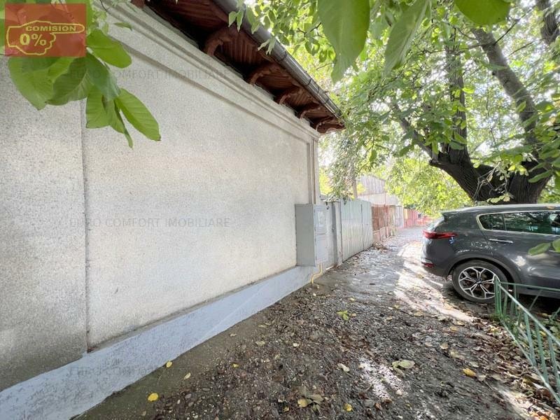 Casa cu teren 440mp zona Cosbuc service Ena