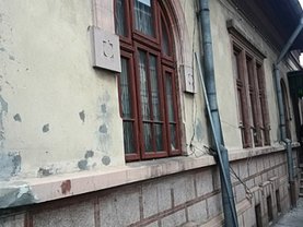 Casa de vânzare 4 camere, în Bucuresti, zona Serban Voda