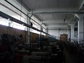 Vânzare spaţiu industrial