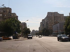 Închiriere spaţiu comercial