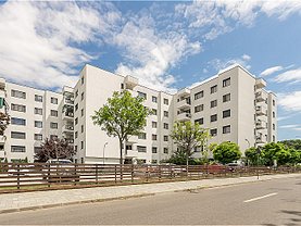 Apartament de închiriat 3 camere, în Bucureşti, zona Băneasa