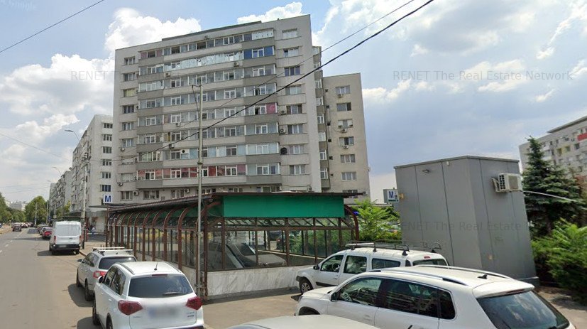 VAND APARTAMENT 3 CAMERE LANGA METROU 1 MAI, BL. ION MIHALACHE CU GRIVITEI
