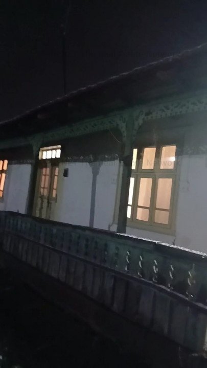 Casa batraneasca locuibila, cu teren generos de 1500 mp,IF Dascalu, langa Profi