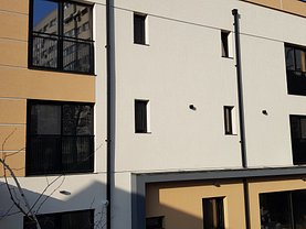 Casa de vânzare 6 camere, în Bucureşti, zona Dristor