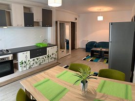 Apartament de închiriat 2 camere, în Floresti