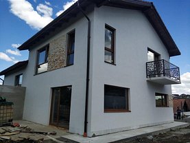 Casa de vânzare 4 camere, în Dezmir, zona Central
