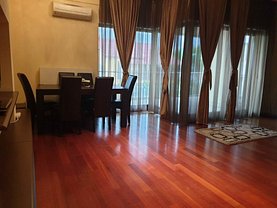 Apartament de închiriat 3 camere, în Pitesti, zona Teilor
